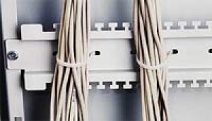 Kapalhöldur i skápahlið